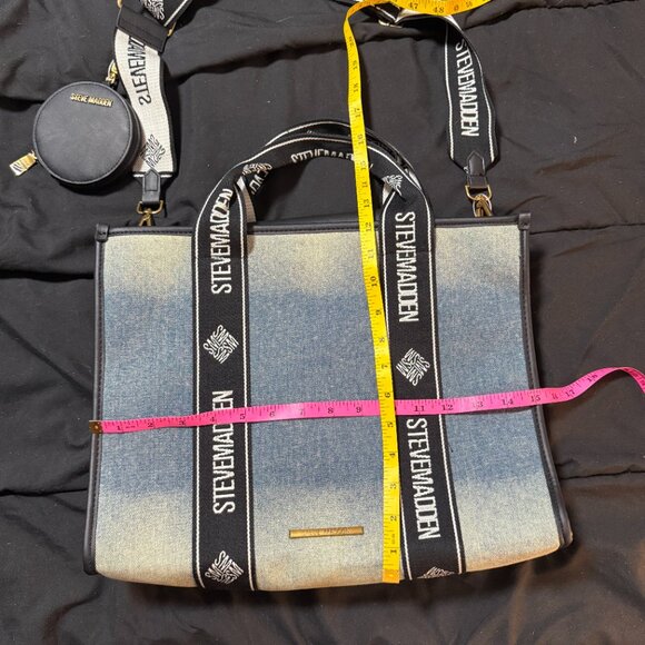 Steve Madden Bwebber convertible satchel crossbody tote bag in denim with pouch - Picture 3 of 12